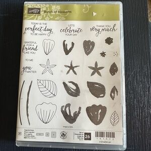 Stampin' Up! Bunch of Blossoms Clear Stamp Set - Olive Green and White